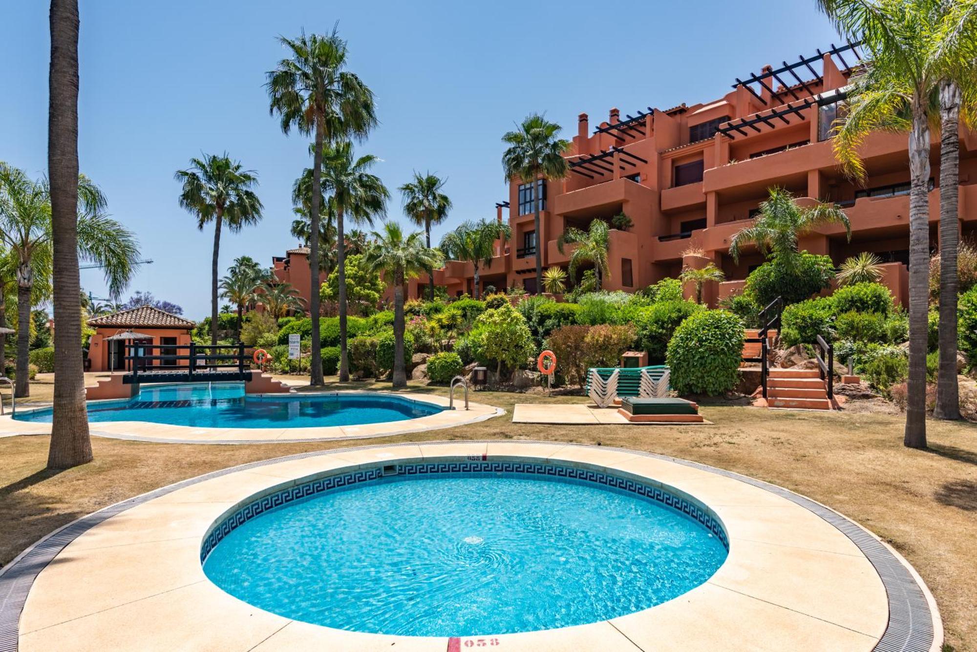 Penthouse El Soto De Marbella Apartment โอเฮน ภายนอก รูปภาพ