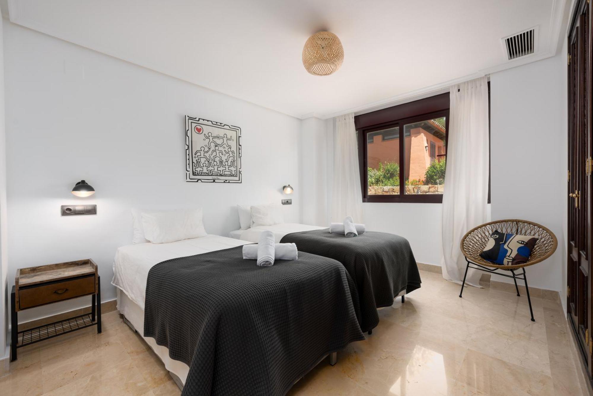 Penthouse El Soto De Marbella Apartment โอเฮน ภายนอก รูปภาพ